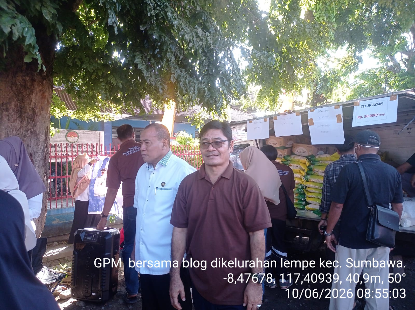 Kolaborasi antara Dinas Ketahanan Pangan, Perum Bulog serta jajaran petugas Pemadam Kebakaran sukses menyelenggarakan Gerakan Pangan Murah (GPM) 